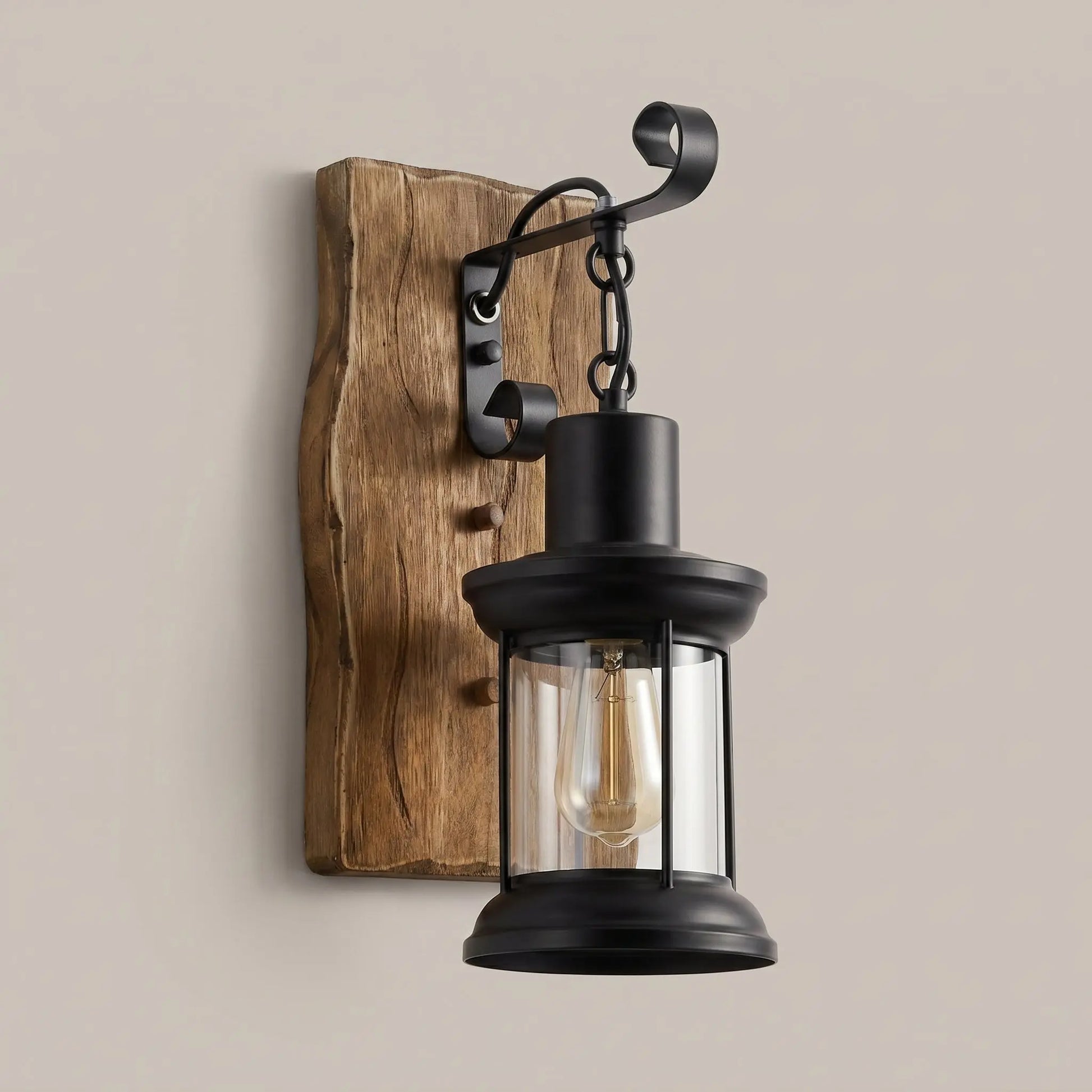 Applique murale bois industrielle Rustéa, packshot sur fond neutre