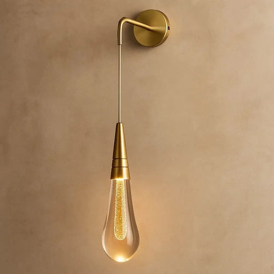 Applique Murale - Éclat Contemporain | Teardrop - Dorée |   Delvanie