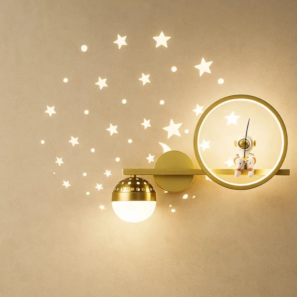 Applique Murale Chambre - Lueur Astrale | NightGlow - Doré / Droite |   Delvanie