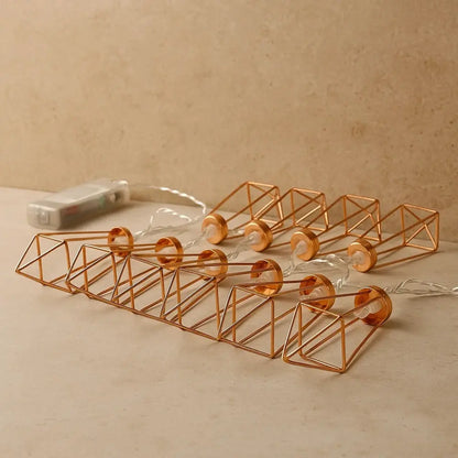 Guirlande Lumineuse - Géométrie Cuivrée | Elvoria - 1.5M / 10 LED / USB |   Delvanie