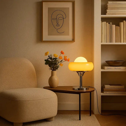 Lampe De Table Vintage - Couleurs Bauhaus Ludiques | Bauvesta -  |   Delvanie