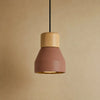 Suspension béton Terracotta à cône brut et cylindre de bois clair | Delvanie