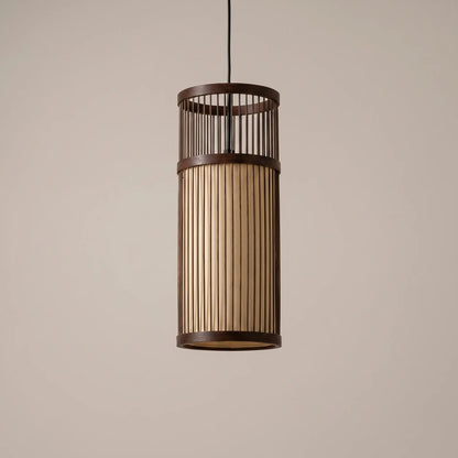 Suspension rotin tressé Cannéa, packshot sur fond neutre