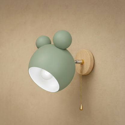 Applique murale Nemuria vert sauge avec interrupteur à tirette et chaînette dorée | Delvanie