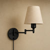 Applique murale en tissu ecru a bras articule, packshot | Delvanie